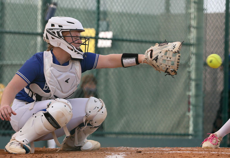 Kearney vs. Norfolk softball